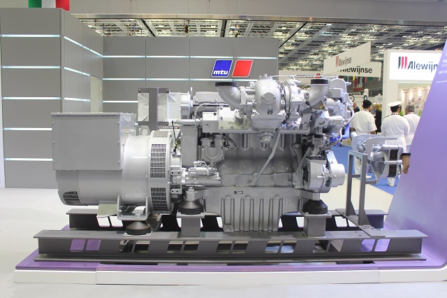 At DIMDEX, the exhibition for maritime defense, taking place in Quatar from 25 to 27 March (booth H4-50) Rolls-Royce Power Systems unveils its new marine genset carrying the MTU brand. The genset is based on a 6-cylinder Series 1600 inline engine delivering up to 323 kW output and compliant with IMO Tier II and EPA Tier 3 regulations. The marine engine version is configured for on-board power generation and is derived from the highly robust and cost-efficient Series 1600 unit used for power generation on land.