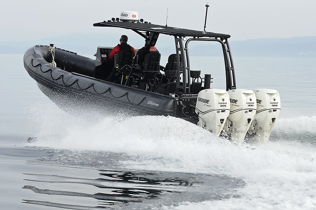 Zodiac Milpro to showcase its ZH-955 RIB at DIMDEX 2014. The Zodiac Hurricane® ZH-955 OB MACH II has been designed to combine the handling, durability and practical benefits for which Zodiac Milpro RIBs are famous and it comes as a package that sets new benchmarks for performance.