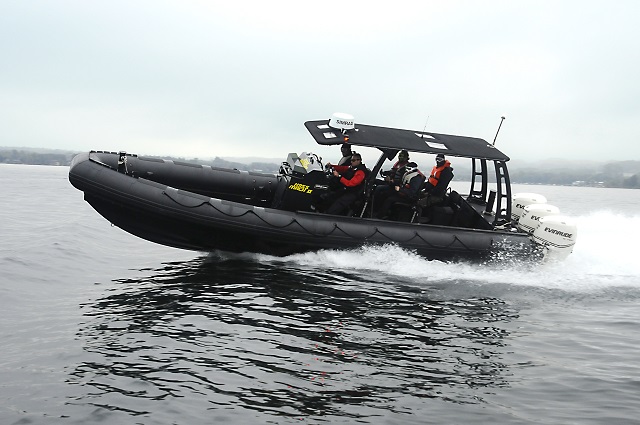 Zodiac Milpro to showcase its ZH-955 RIB at DIMDEX 2014. The Zodiac Hurricane® ZH-955 OB MACH II has been designed to combine the handling, durability and practical benefits for which Zodiac Milpro RIBs are famous and it comes as a package that sets new benchmarks for performance.