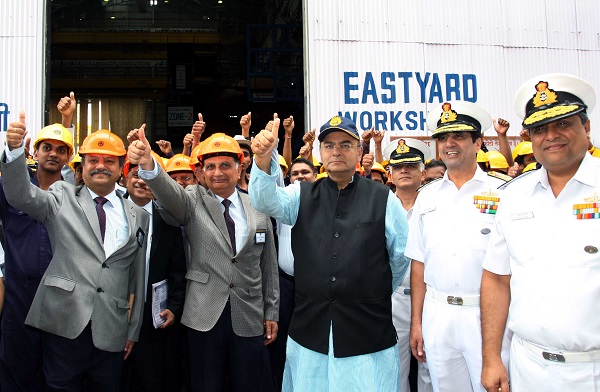 Hon’ble Raksha Mantri Shri Arun Jaitley accompanied by Admiral RK Dhowan Chief of the Naval Staff visited Mazagon Docks Limited, Mumbai on 27 Aug 14 and reviewed the progress of the Project 75 (Indigenous submarine construction) as well as the other ongoing warship building projects including P-15 B class stealth destroyers . 