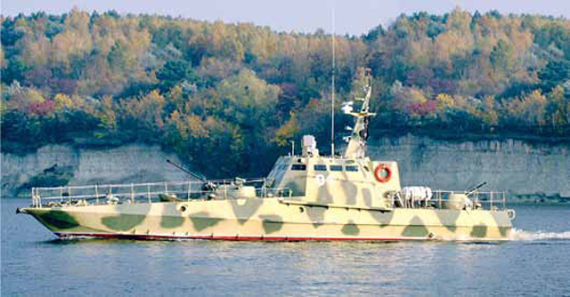 The Commander of the Naval Forces of Ukraine Vice-Admiral Sergei Haiduk confirmed that public company plant "Leninska Kuznya" resumed the construction of "Gyurza-M" armored boats for the river division of the Ukrainian Navy which temporarily based in Odessa. 