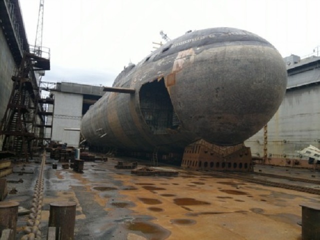 Broken bow sonnar array window exposing the bow sonar array inside (shown here on a Soviet/Russian Akula-I Improved / Project 971I SSN).