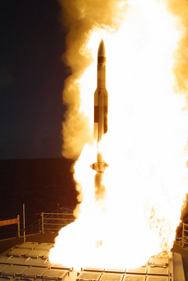 The U.S. Navy awarded Raytheon Company an additional $149 millionfor 74 Standard Missile-6 all up rounds, spares, containers and services. When combined with the nearly $110 million long-lead material purchase made in March 2015, the total full-rate production contract for Fiscal Year 2015-2016 is $259 million. Future contract modifications include options which, if exercised, would bring the cumulative value of this contract to nearly $563 million.