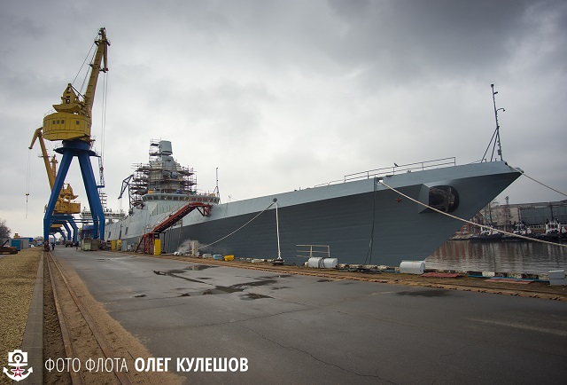 The second Project 22350 Gorshkov-class frigate (the first production-standard one) The Admiral Kasatonov, in construction by the Severnaya Verf Shipyard has been fitted with her weapons suite, the shipyard’s press office has told journalists.