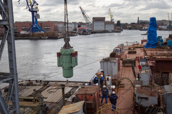 Russian defense contractor Baltic Shipyard - Shipbuilding (a subsidiary of the United Shipbuilding Corporation, USC) has completed the installation of the RITM-200 reactor system, having equipped the lead ship of the Project 22220 icebreaker family with the second of the two steam generator units, according to USC’s press office.