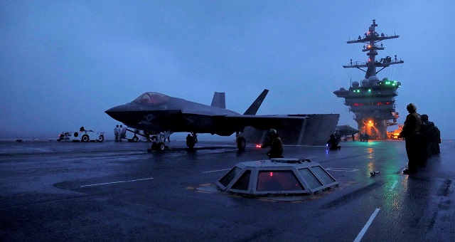 USS Abraham Lincoln CVN 72 Completes First F 35C Carrier Qualification 1